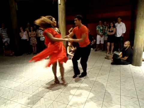 Mara Santos e Pedro Ferreira - Zouk Paradise in Floripa 2011