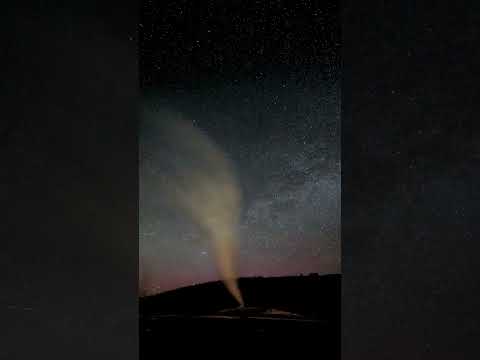 Stargazing: An Astro Time-Lapse Over Yellowstone’s Legendary Old Faithful Geyser