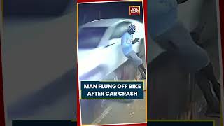 Download lagu VIRAL VIDEO | MAN FLUNG OFF BIKE AFTER CAR CRASH #caraccident #bikeaccident #shorts mp3
