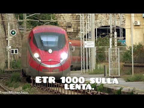 Treno freccia rossa mille sulla lenta tra Reggio Calabria e Battipaglia.ETR 1000.