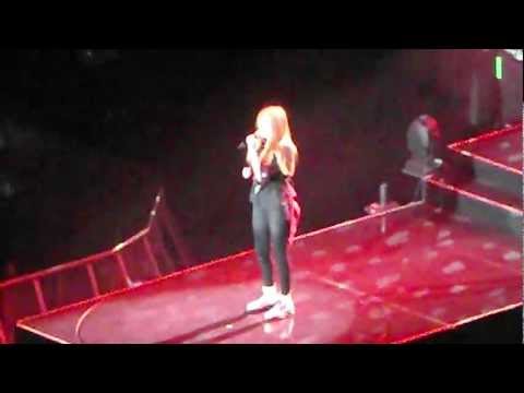 Janet Devlin- Sweet Child O' Mine.