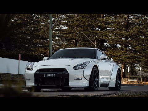 Going For A Ride In A 2013 Liberty Walk Nissan GT-R (R35)