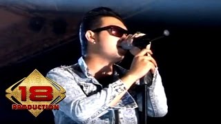 Download lagu Five Minutes - Tambatan Hati (Live Konser Bandung 1 Februari 2014) mp3 Download lagu Five Minutes - Tambatan Hati (Live Konser Bandung 1 Februari 2014) mp3