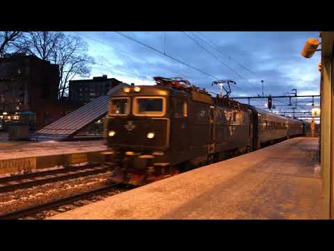 Tågresa till Hallsberg - Del 2, Tåg i Hallsberg och Tåg i Bergslagen