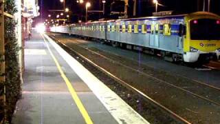 preview picture of video 'Maryvale Paper Train at Pakenham, Fri 10-10-2008'