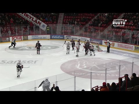 Ässiltä unohtui jalat pukukoppiin – JYP riehui Porissa hurrikaanin lailla