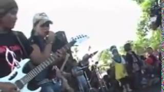 Download lagu Campursari Dangdut Terbaru Utami Dewi Fortuna Layang Sworo Monata Anker Takeran Lamongan 2012 mp3 Download lagu Campursari Dangdut Terbaru Utami Dewi Fortuna Layang Sworo Monata Anker Takeran Lamongan 2012 mp3