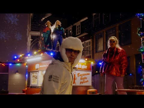 Húbba Búbba - JólaHúbba ft. Svala Björgvins (Official Music Video)
