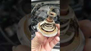 How to replace thermostat 2001-2004 frontier xterra/como cambiar un termostato a frontier xterra