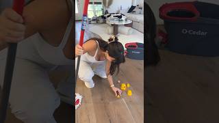 Download lagu Ukurannya terus mengecil 🤣🤣 #prank #comedy #funnycomedy #ytshorts #fyp mp3