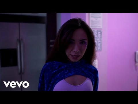 Samantha Barrón - Smoke Ma Soul (Video Oficial)