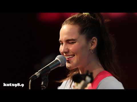 Sofi Tukker - Purple Hat (Live in KUTX Studio 1A)