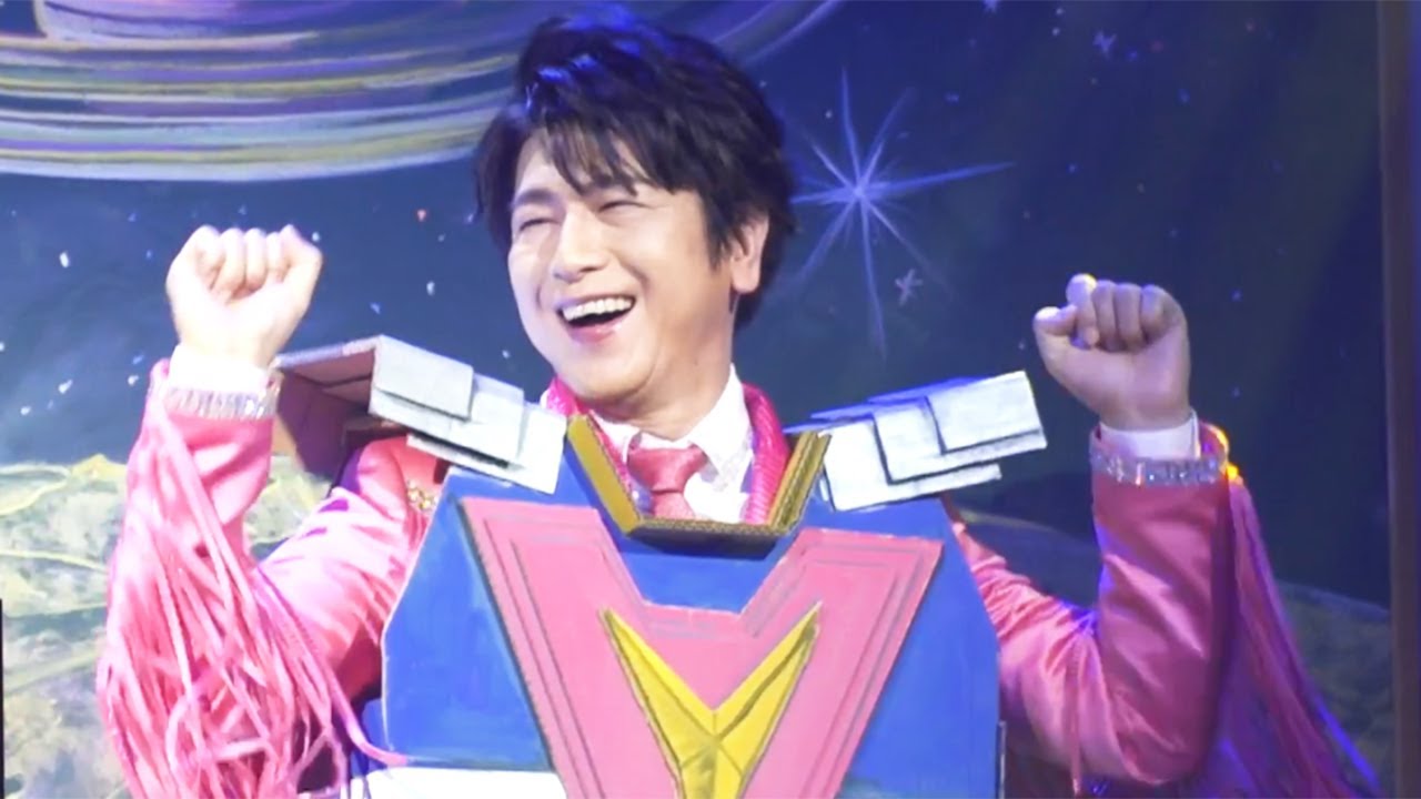 動画 及川光博 ド派手衣装で踊りまくる 貴重なメーキング インタビューも スカパー なつエモ天国tv 新cm Maidigitv マイデジｔｖ