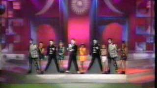 La Onda Vaselina - Naci tarde para tí &quot;Homenaje  para Elvis Presley&quot; (mejor calidad)