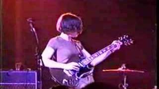 Sleater-Kinney - Pompeii (live 2000)