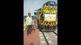 preview picture of video 'Gangavathi train'