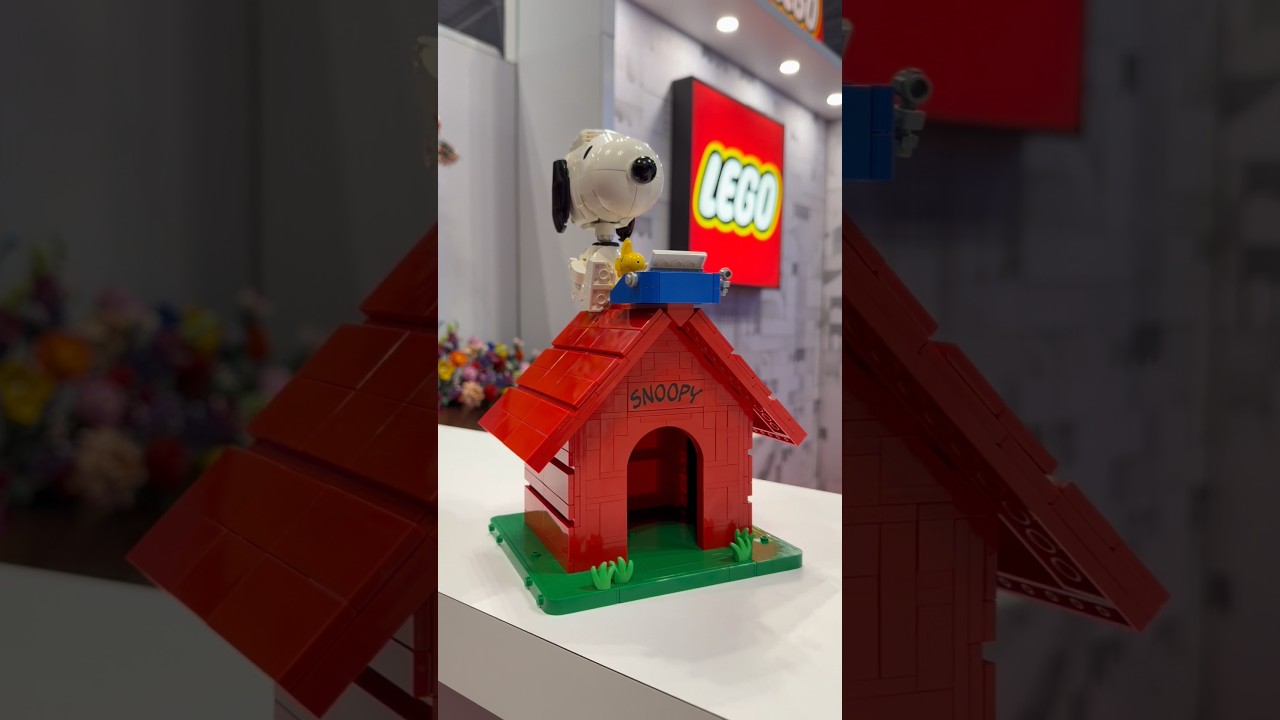 First Look at LEGO’s $90 Snoopy’s Doghouse Set 🧱