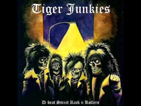 Tiger Junkies-Stupid Posers Deserve To Die(Jpn)