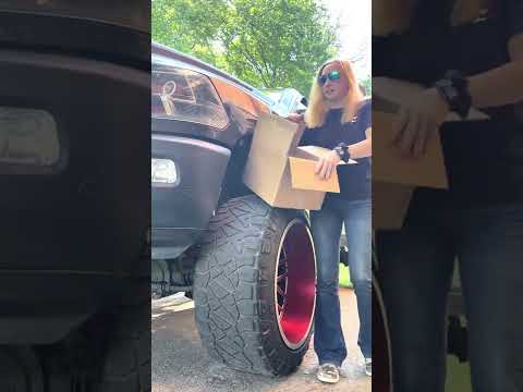 Nitto Pit Crew