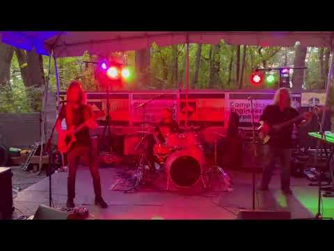 The Vintage (band) video.