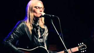 Rolling Stone Session: Aimee Mann - "Labrador"