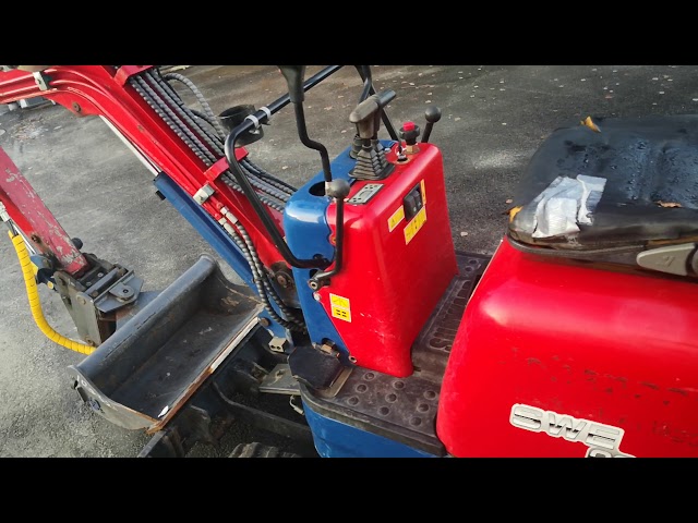 632398 Mini excavator SUNWARD SWE 08 -2009 only 268 hours