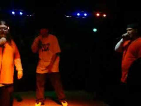Smurf Durrt & Big Lazy perform "Pockets Swole" in Monticello, KY