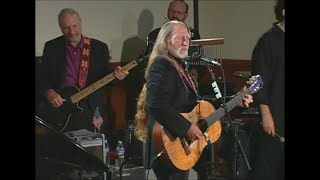 Medley: Will the Circle be Unbroken/  I'll Fly Away - Live 2006