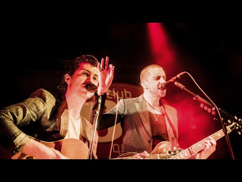 The Last Shadow Puppets - Dracula Teeth @ Club 69, Brussels