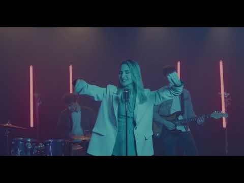 What It REALLY Means When You Dream About a Celebrity 😴✨