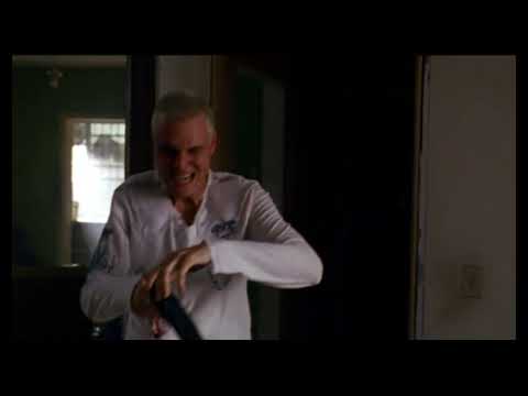 Burn Notice - Michael Rescues Sugar
