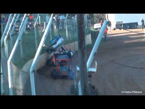 Microsprint Crash - Goulburn Speedway 28-1-12