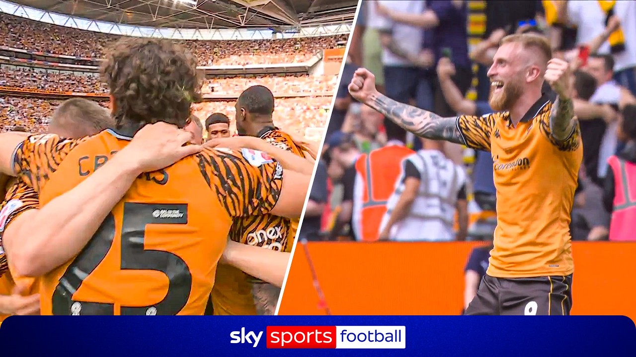 Full-time SCENES as Hull City are promoted to the Premier League! 🔥