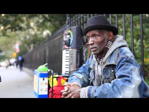 Ceaser Bates - Harlem Phatslim Blues : The Back Of The Busk