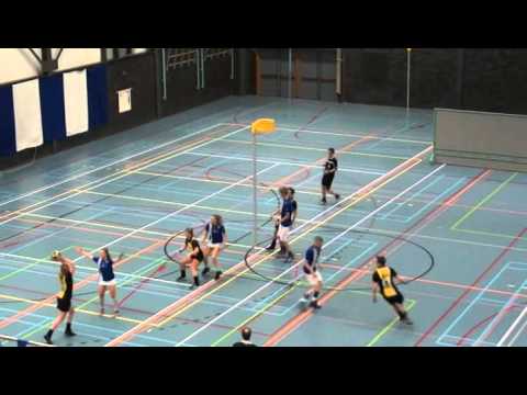 R12 2013-02-09 2012-2013 Zaal OVERGANGSKLASSE C Avanti - DOS Kampen (18-16)