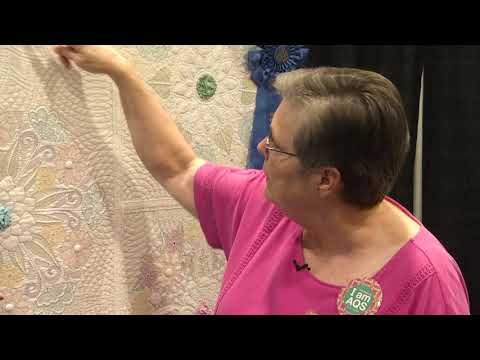 Jackie Perry Wins 1st Place – Large Quilts: Hand Quilted Quilts at AQS QuiltWeek