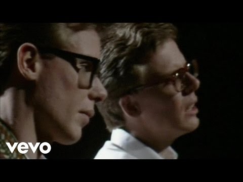 The Proclaimers - Throw The 'R' Away (Official Video)