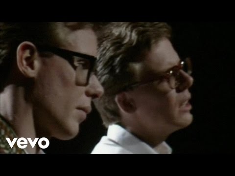 Video thumbnail for Throw the ‘R’ Away