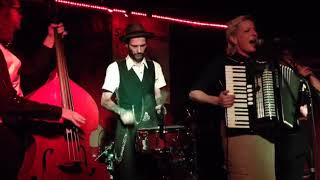 Silky &amp; The Tossers -Where its at- live Wild at Heart, Berlin 29. 12. 2019