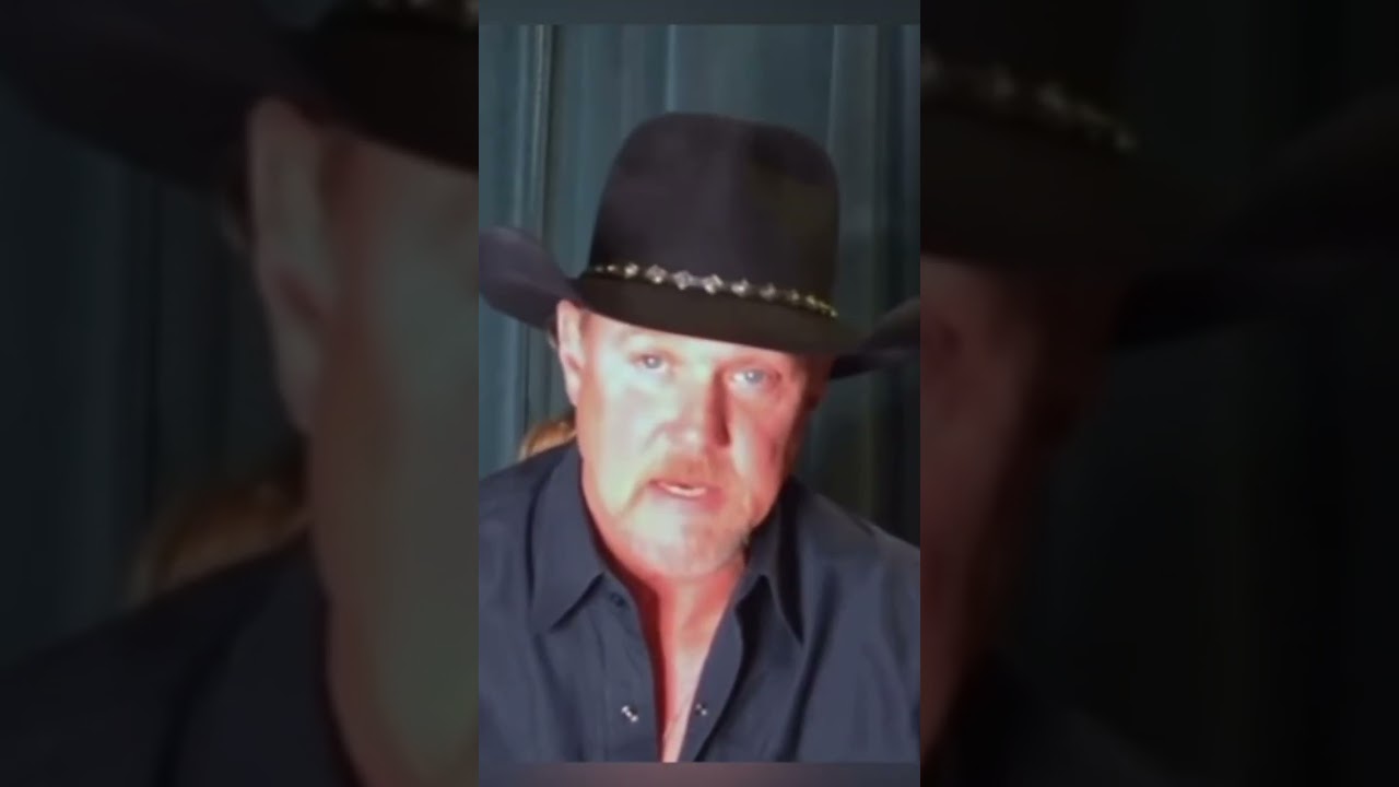 Listen to this information #traceadkins #countrymusic #countryfans