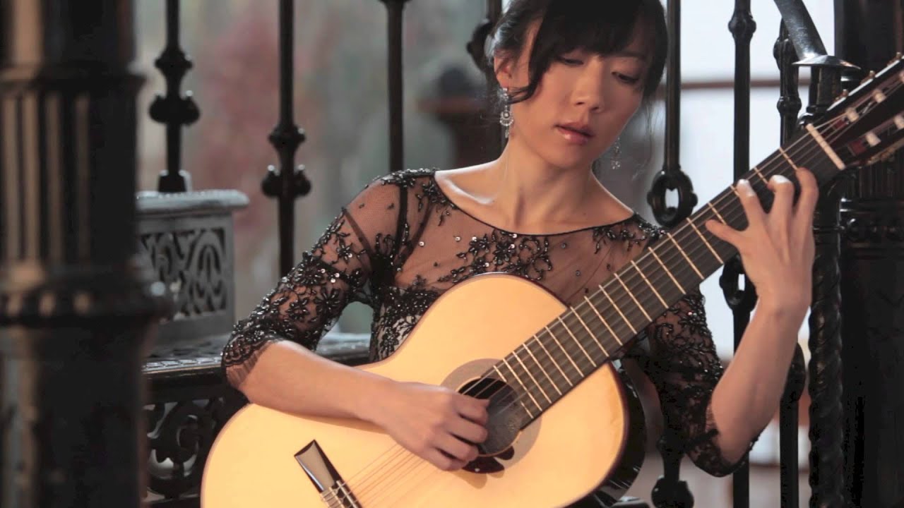 Xuefei Yang J.S.Bach - Prelude BWV846
