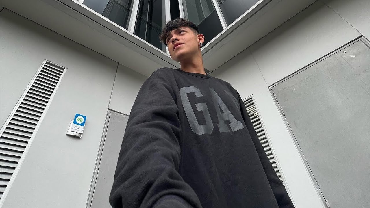 Se me metió un recuerdo al ojito, te amo YouTube 