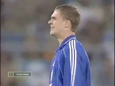 Liga de Campeones 99/00: Lazio 2-1 Dinamo Kiev (22/09/1999). Narración en ruso.