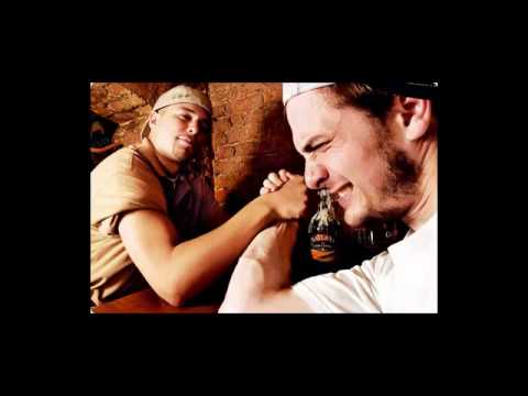 Rhymin Simon &  Vokalmatador - C'est la vie