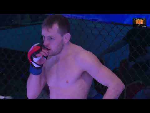 IÚR FC 4 - Karl McConway vs Shane Dunne