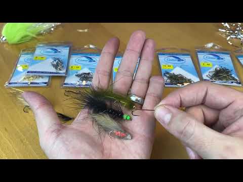 Erilaiset perhokoukut - Pintaperhokoukku - Uppoperhokoukku - Lohiperhokoukku - Streamer -koukku