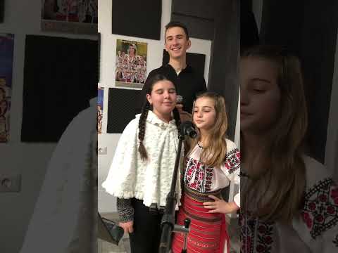 Maria Iordache,Sara Dalila si Andrei Toma- Colo-n poienita-n vale