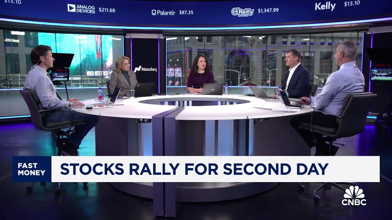 'Fast Money' traders talk putting money in U.S. or European markets