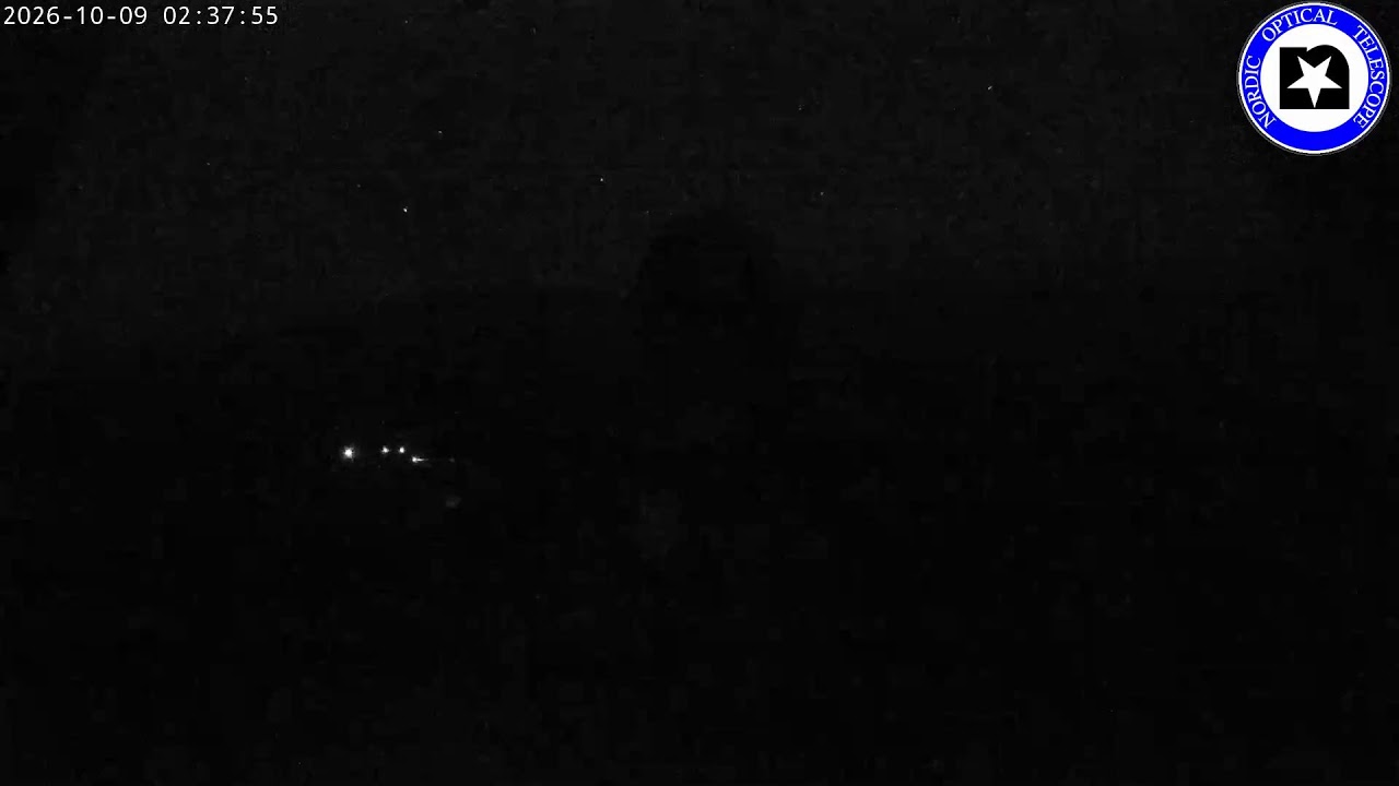 Live webcam view of Cúpula del Telescopio Óptico Nórdico