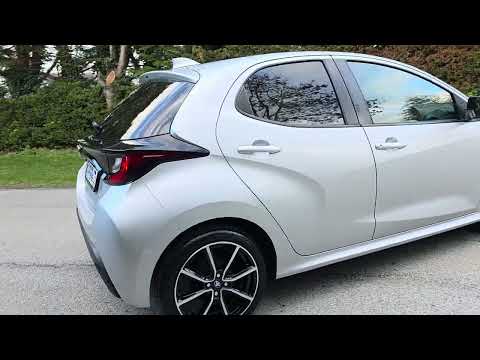 2021 Toyota Yaris 1.5 Petrol Hybrid Auto Lna Sprt - Image 2